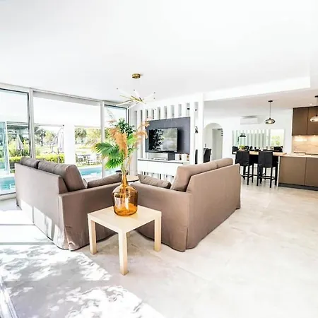 וילה De Prestige Avec Piscine Vue Sur Le Golf De Motte *