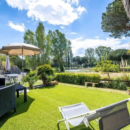 De Prestige Avec Piscine Vue Sur Le Golf De Motte וילה לה גרנד מוט