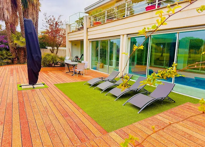De Prestige Avec Piscine Vue Sur Le Golf De Motte Βίλα Λα Γκραντ-Μοτ